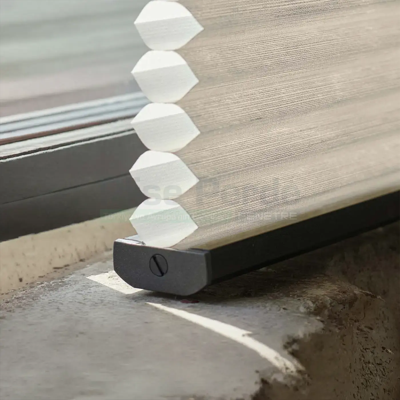 Honeycomb perde salon uygulaması — çift petek honeycomb perde montajı