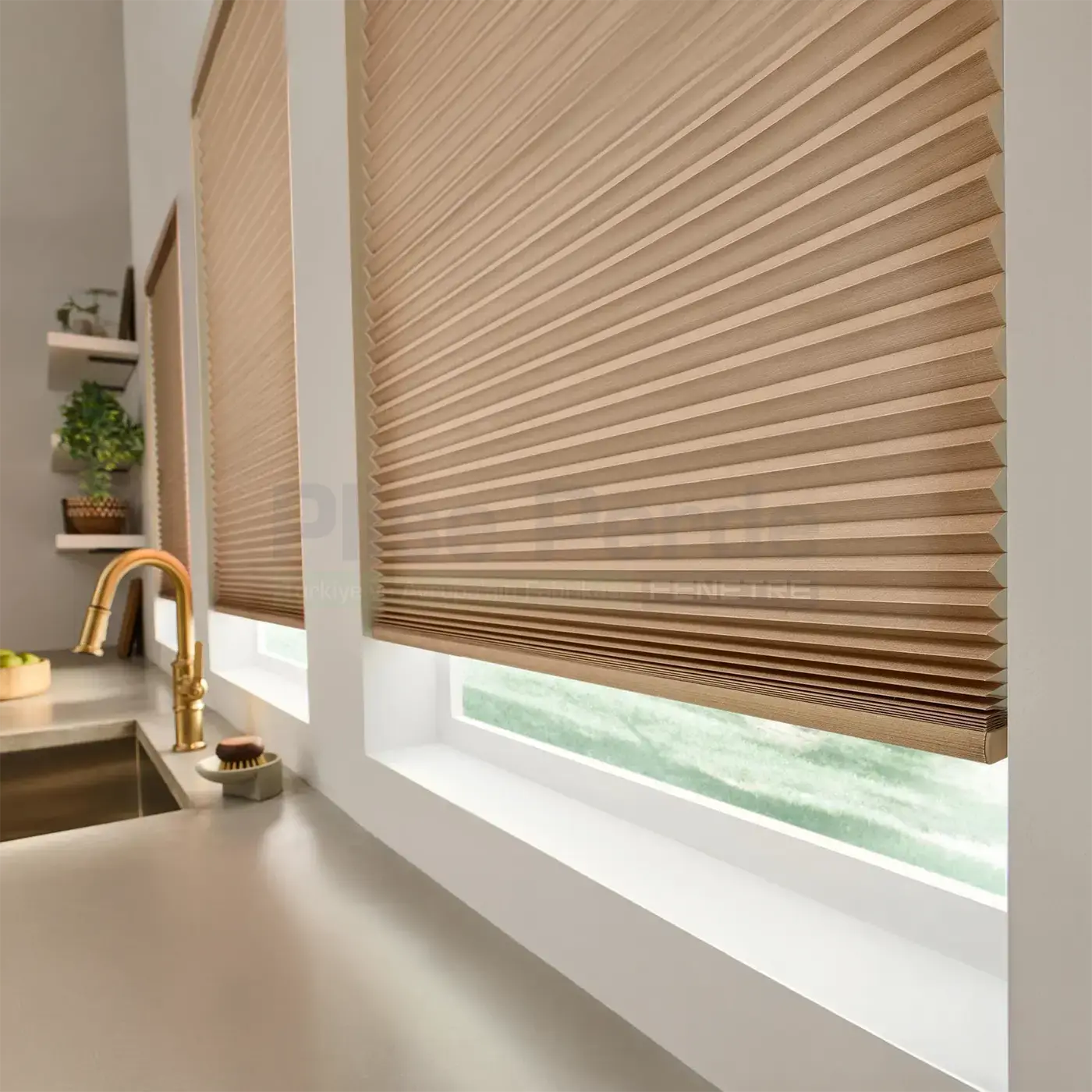 Honeycomb perde cam balkon uygulaması — petek perde montaj örneği